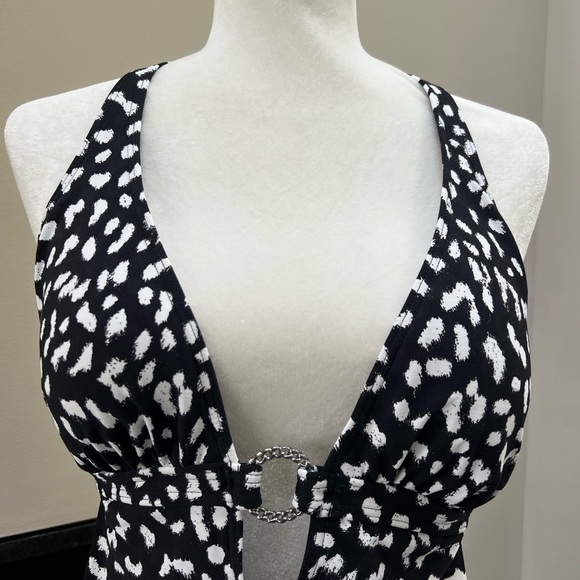 NEW MICHAEL KORS ONE PIECE SWIMSUIT - Picture 3 of 11